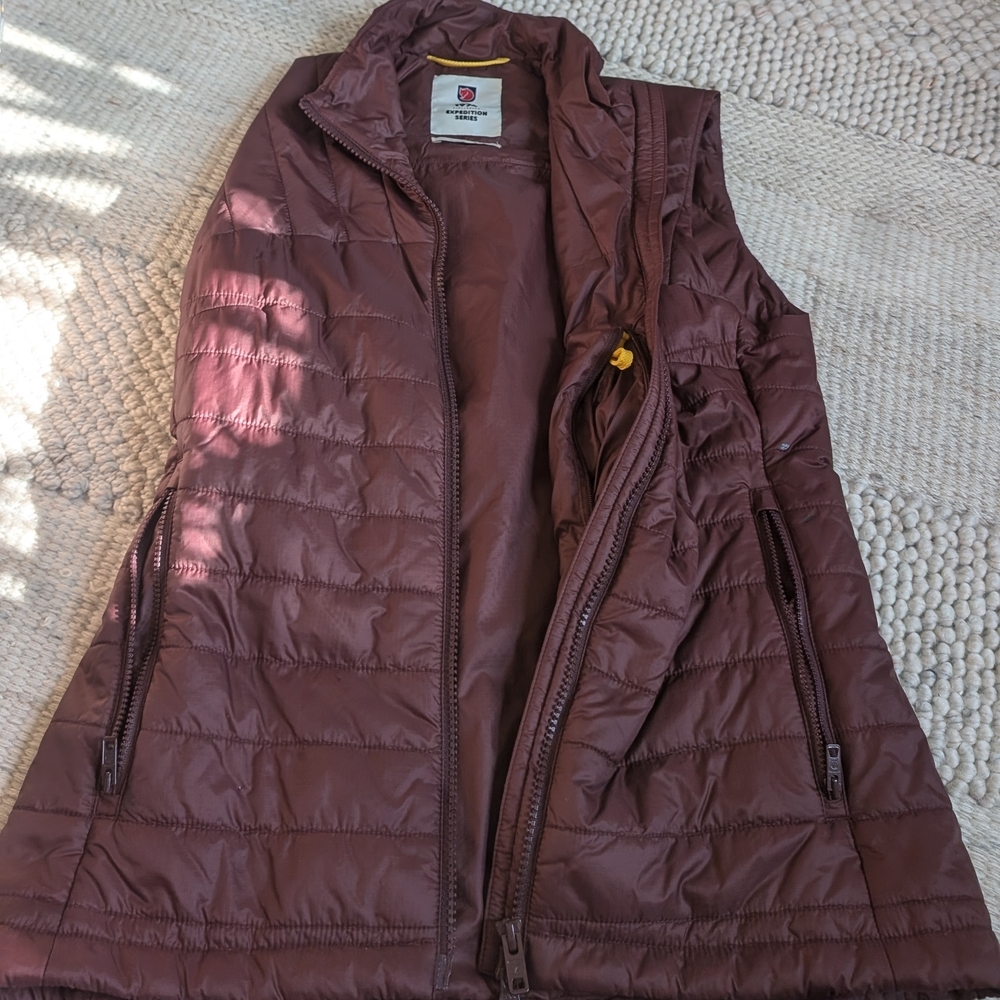Fjallraven Women's Quilted Vest in Brown